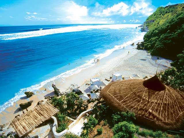 5 Pantai Terindah di Bali yang Wajib Anda Kunjungi